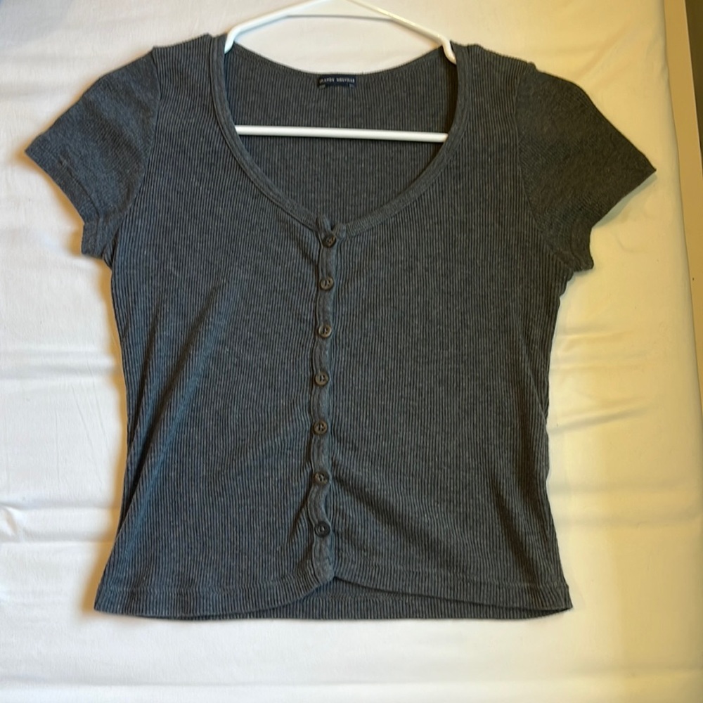 Brandy Melville Zelly Top